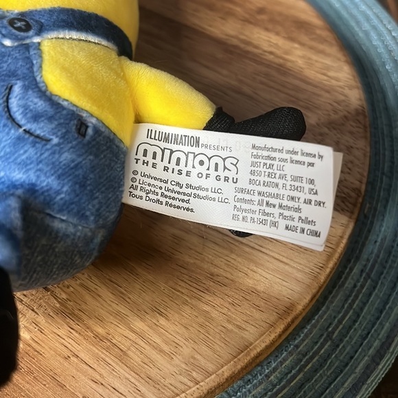 ✨Minions The Rise of Gru- Bean Plush Illumination Presents ✨ Buttery soft - Picture 6 of 12